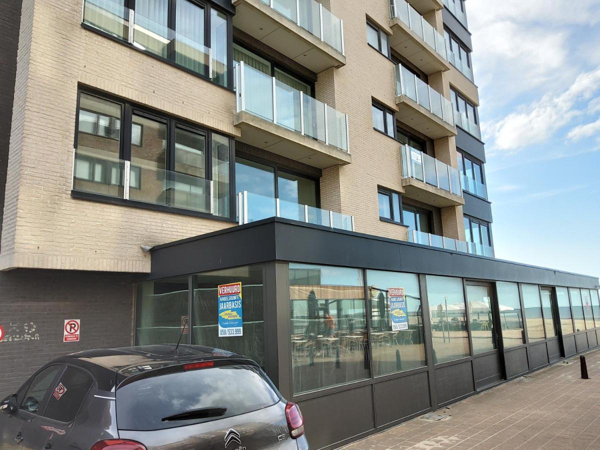 Koksijde Zeedijk La Digue 102 Appartement Met Garage - Lateraal Zeezicht Екстериор снимка
