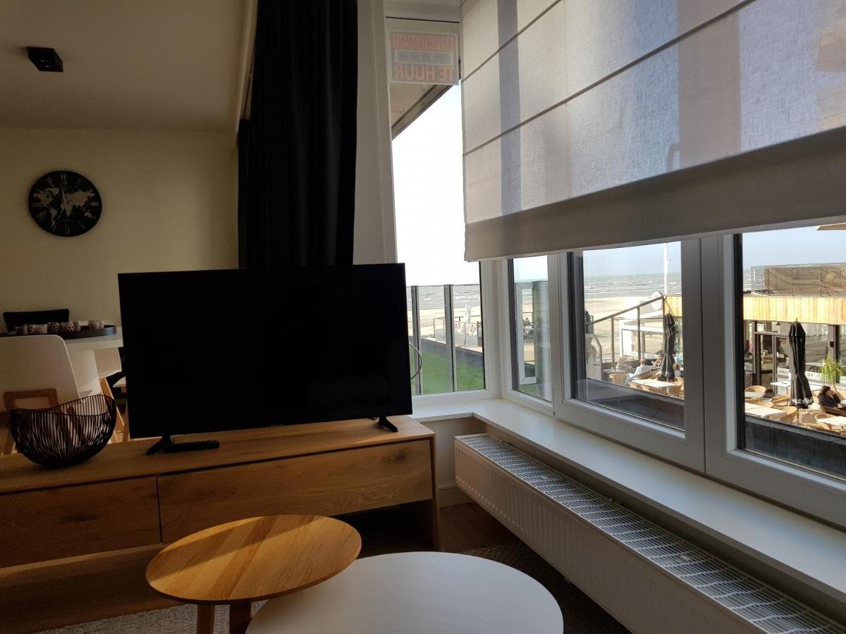 Koksijde Zeedijk La Digue 102 Appartement Met Garage - Lateraal Zeezicht Екстериор снимка